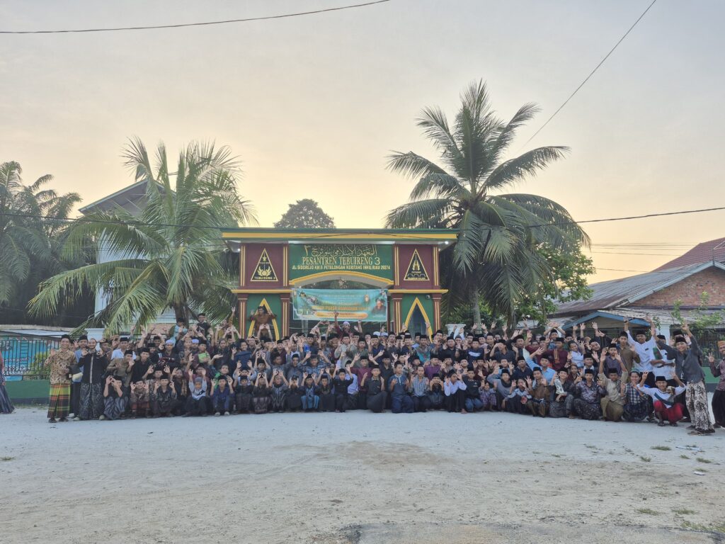 Tebuireng 3 Mengikuti Undangan Perkemahan dan Perlombaan di Pondok Pesantren Modern Al-Azkiya