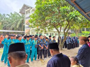 SMK IT Tebuireng 3 Gelar Pelepasan Siswa Magang ke Berbagai Daerah