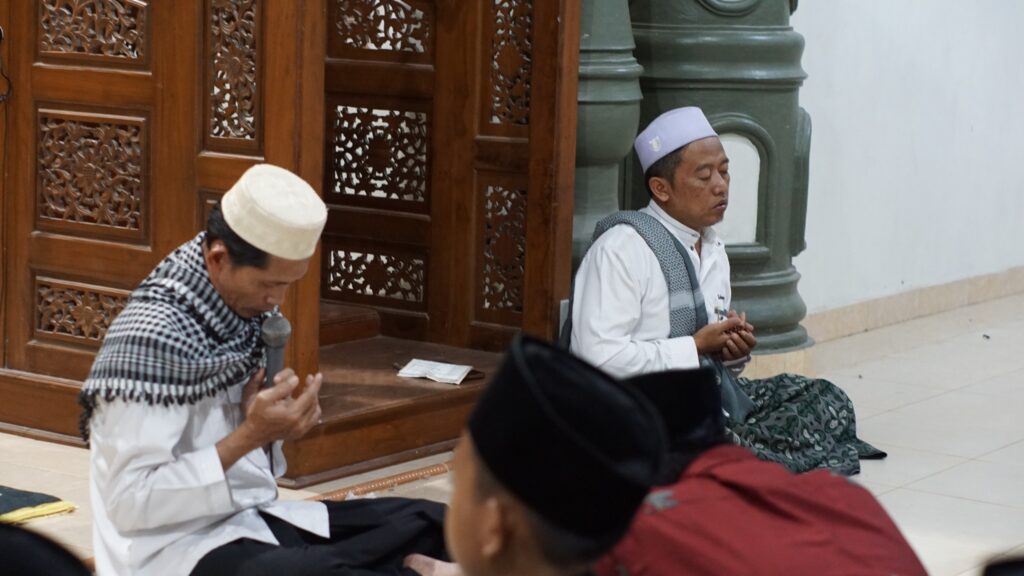 Tebuireng 3 Munajat Bersama untuk Kelancaran Muktamar ke-35 Nahdlatul Ulama